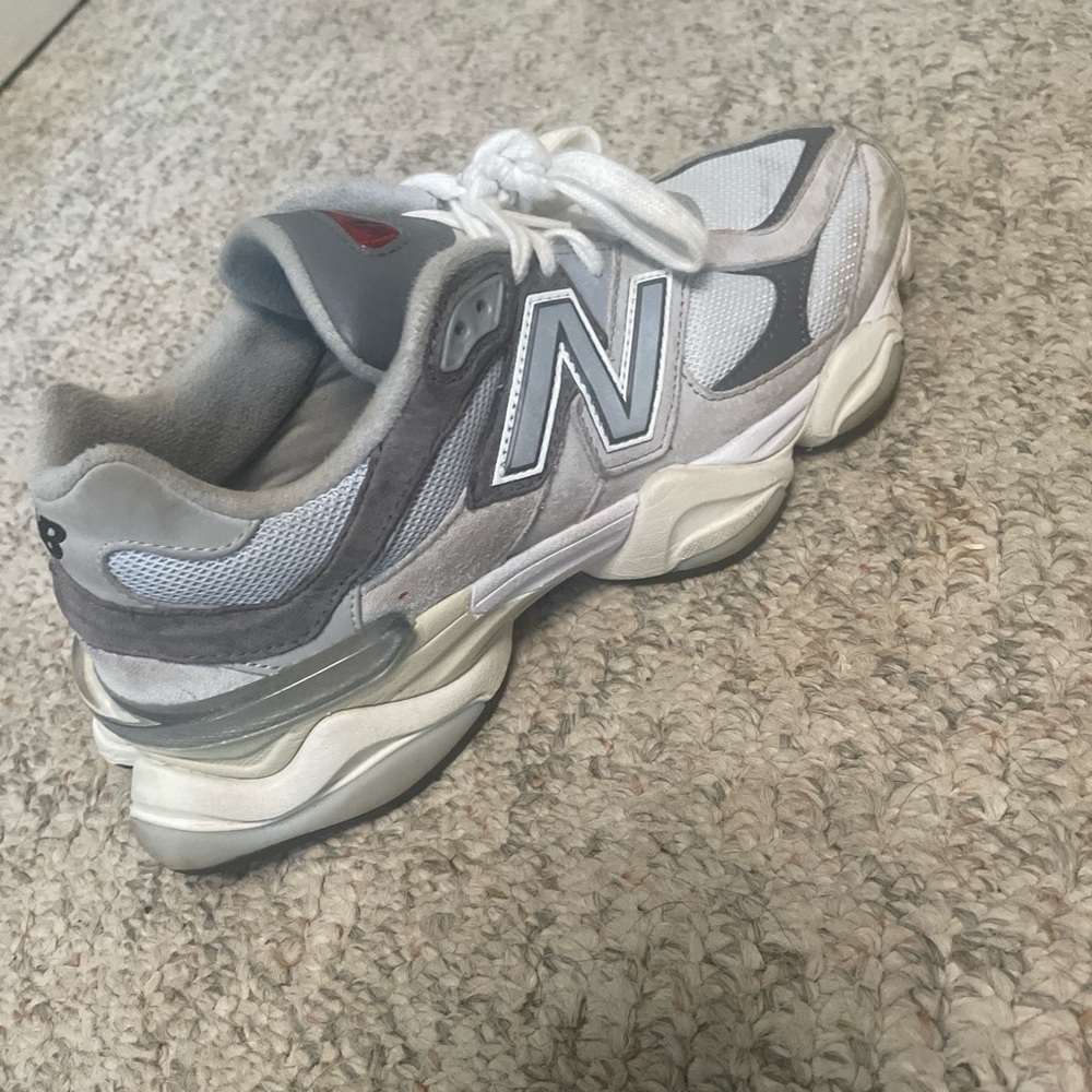 New Balance Cream and Gray Athletic Shoes - Picture 2 of 8